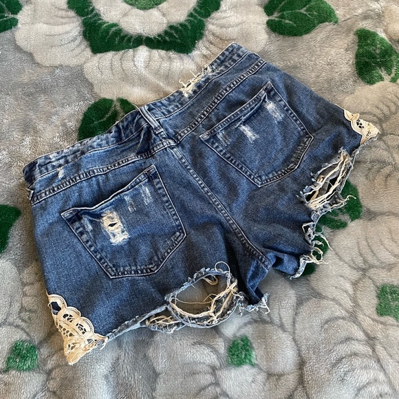 Free People Battenberg Crochet Cut Off Shorts - Picture 6 of 6